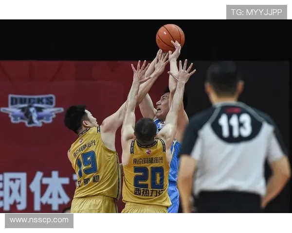 南京篮球队耐力对比深度解析揭示球队潜力与挑战