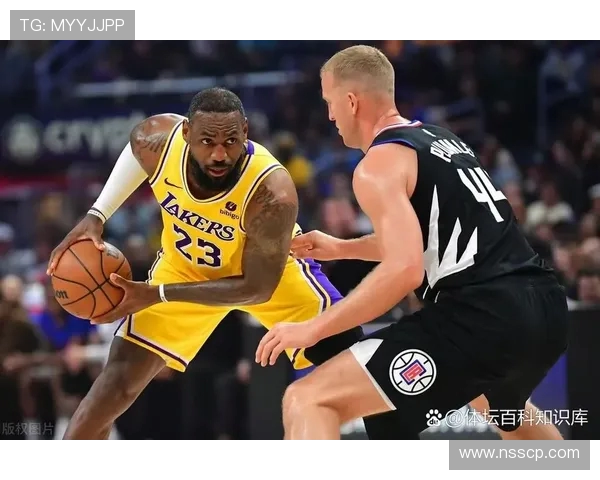 2017季前赛湖人与快船的精彩对决回顾与分析 2017季前赛湖人与快船的精彩对决回顾与分析