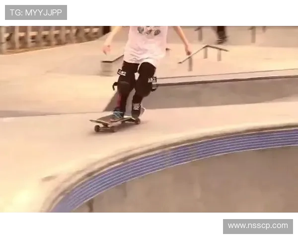 重庆滑板队的蜕变与成长极限运动嘉年华的精彩瞬间回顾