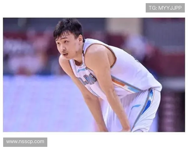 齐麟的崛起与挑战：探索新星在篮球界的未来之路与潜力分析