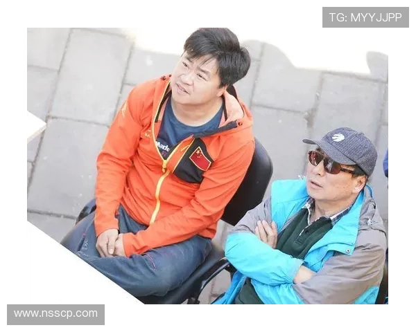 南京攀岩队与武汉攀岩队赛后复盘分析及比赛节奏对比探讨